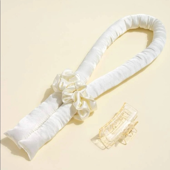 3 for $20 Hair curling set - Picture 2 of 3